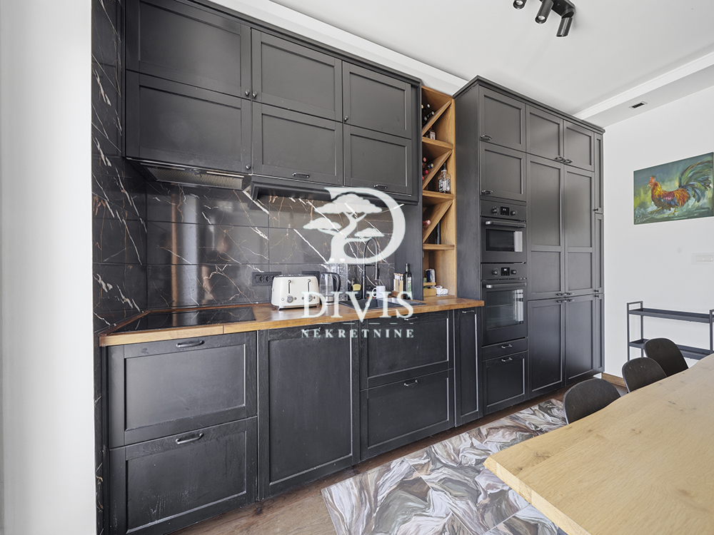 Slika 2 - Milana Blagojevića Španca, Četvorosoban stan na prodaju, 157m2, 565.000€